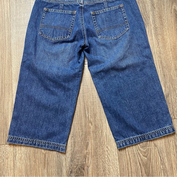 Magellan Sportswear cropped denim jeans, size 2 - Picture 7 of 11